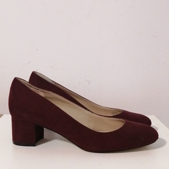 Saks Fith Avenue Burgundy Pump - Picture 5 of 9